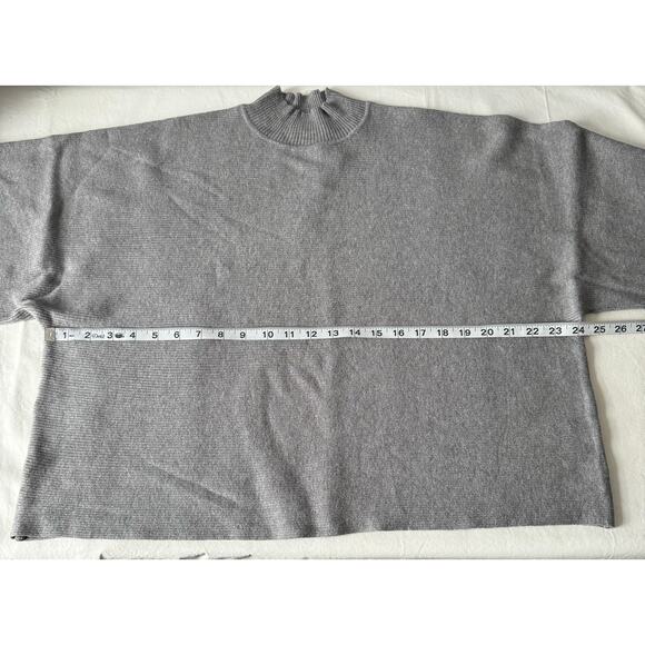 T Tahari Mock Neck Balloon Sleeve Sweater in Heather Grey Plus Size 2X - Picture 8 of 9